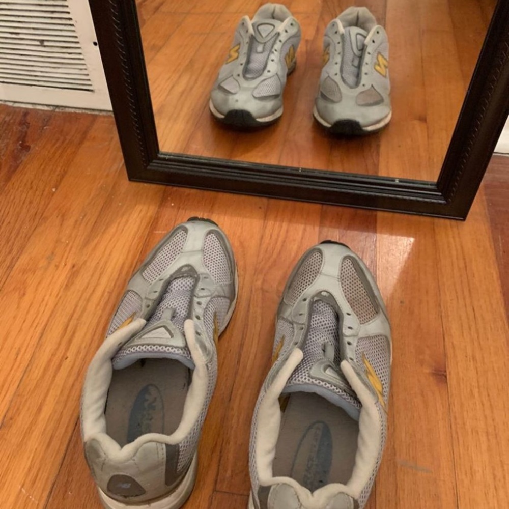 Early 2000s new balance shoes